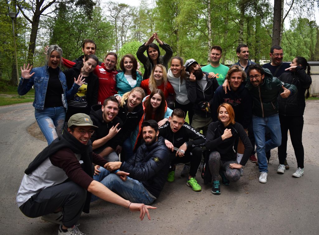 CooL toi nuoret yhteen