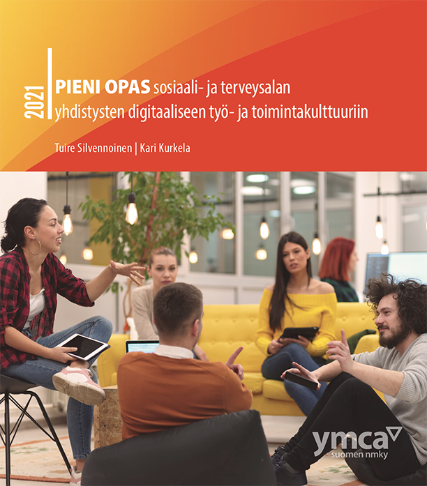 Kuvassa nuoret keskustelemassa