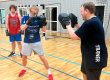 European sport ymca kouluttaa nuoria valmentamaan nyrkkeilyä.