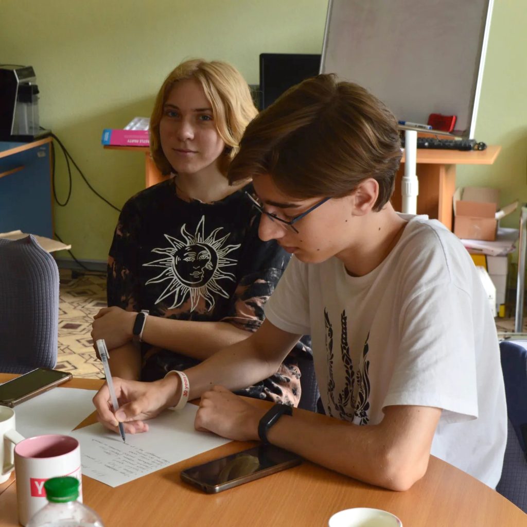 Boyarkalaiset Natalia Strymovska ja Myshko Honcha osallistuivat Ukrainan YMCA:n johtajuuskoulutukseen.