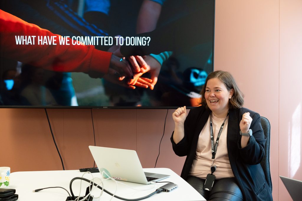 It all starts with social inclusion – YMCA Norway impresses visitors with its Forandringshuset youth work model